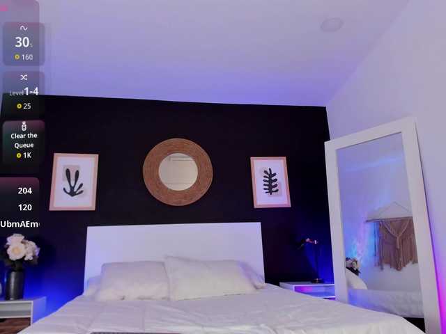 VioletPaket's BongaCams show and profile