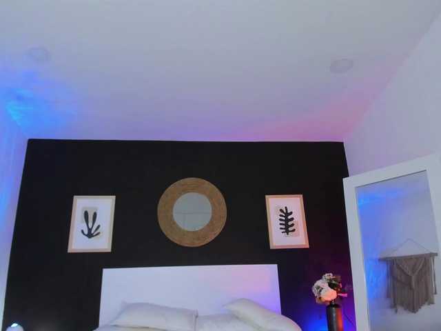 VioletPaket's BongaCams show and profile