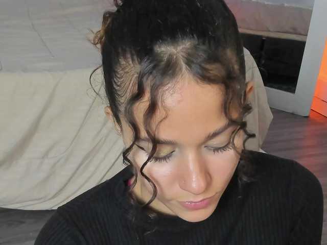 VioletPaket's BongaCams show and profile