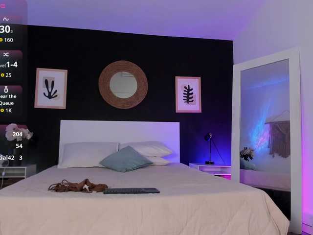 VioletPaket's BongaCams show and profile