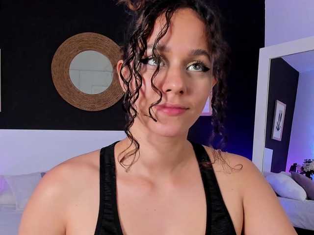 VioletPaket's BongaCams show and profile