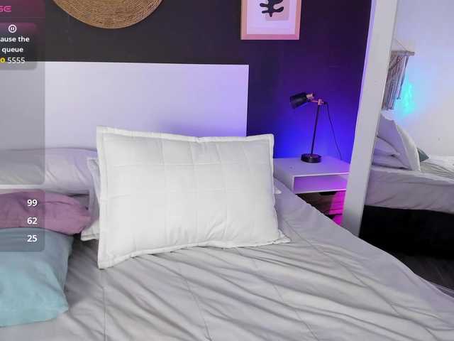 VioletPaket's BongaCams show and profile