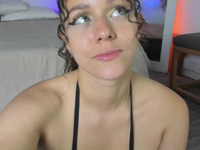 VioletPaket's BongaCams show and profile