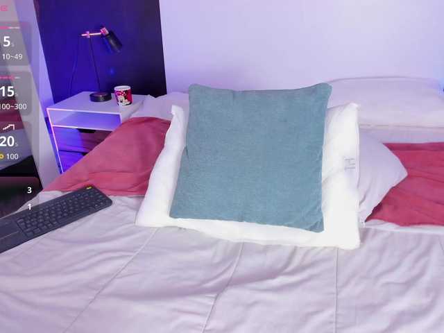 VioletPaket's BongaCams show and profile