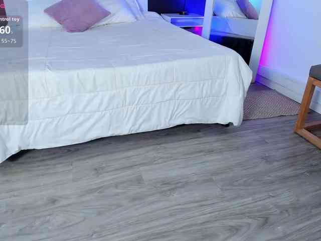 VioletPaket Live Webcam on BongaCams