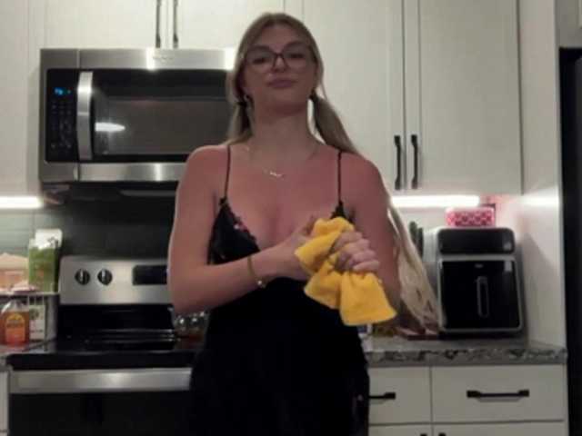 TheRosieCheeks's BongaCams show and profile