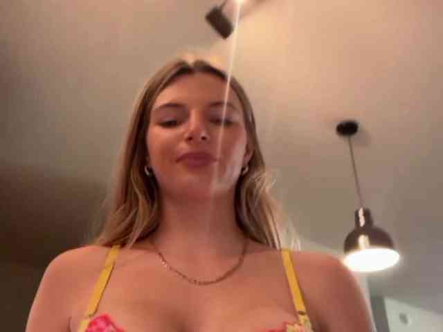 TheRosieCheeks webcam