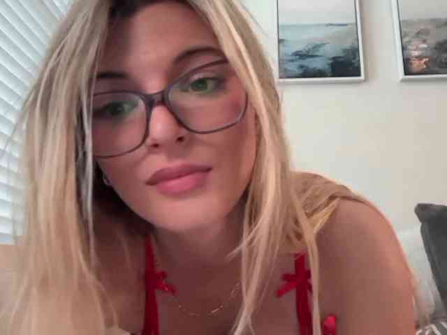 TheRosieCheeks webcam