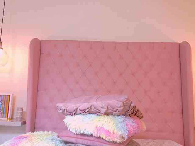 ThaliiaDuran ThaliiaDuran