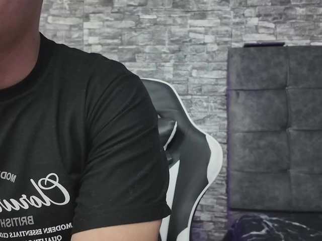 Rich-couple-69's BongaCams show and profile