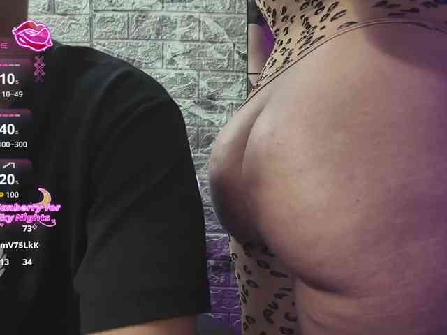 Rich-couple-69 webcam