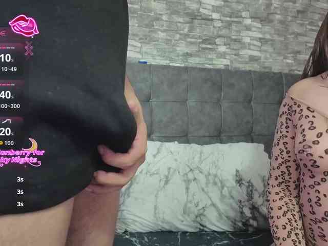 Rich-couple-69 webcam