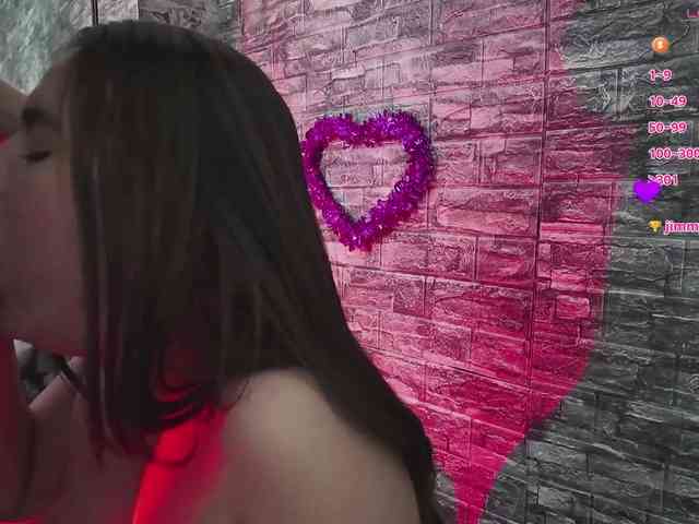 Rich-couple-69 webcam