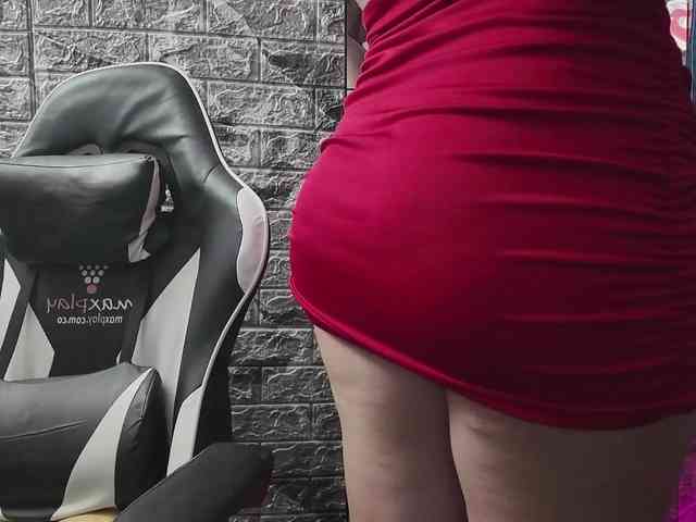 Rich-couple-69 webcam