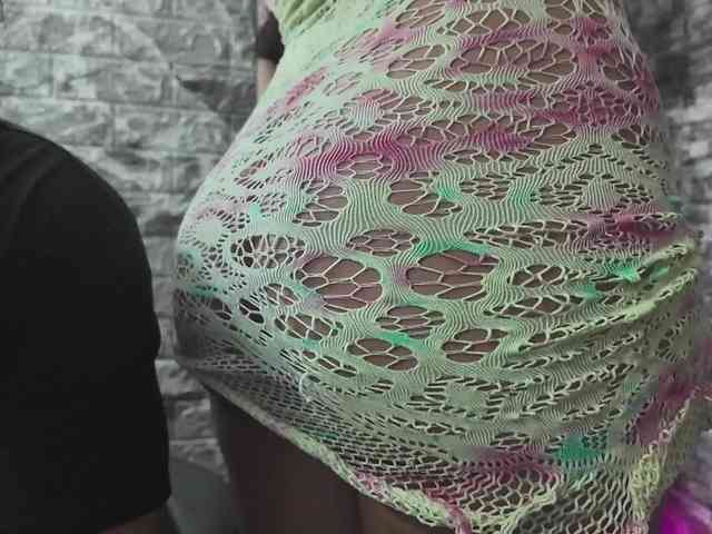 Rich-couple-69 webcam