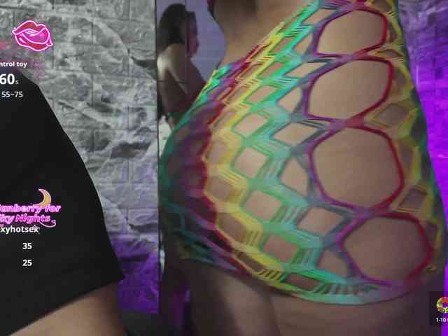 Rich-couple-69 webcam