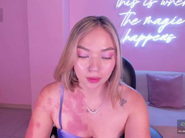 HaleyGreen's BongaCams show and profile