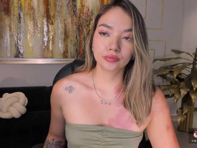 HaleyGreen's BongaCams show and profile