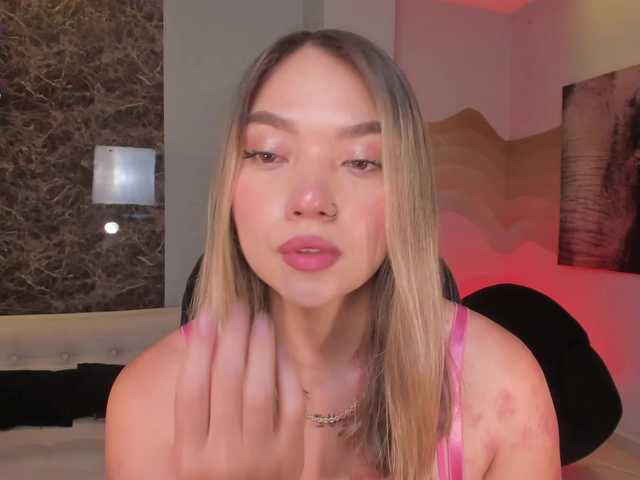 HaleyGreen's BongaCams show and profile