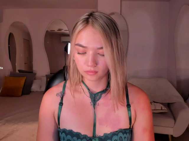 HaleyGreen's BongaCams show and profile