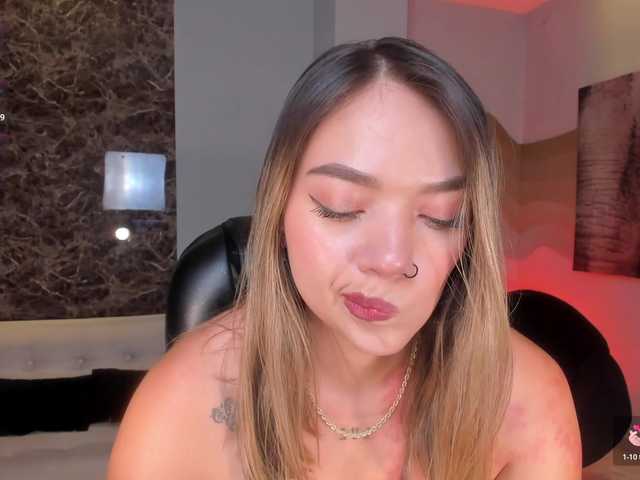 HaleyGreen's BongaCams show and profile