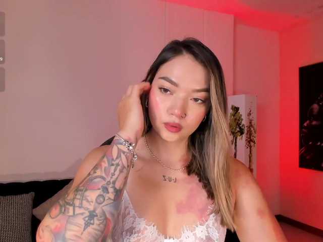 HaleyGreen's BongaCams show and profile