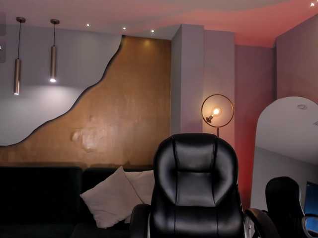 HaleyGreen's BongaCams show and profile