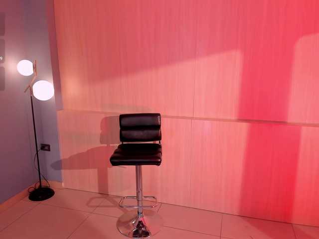 HaleyGreen's BongaCams show and profile