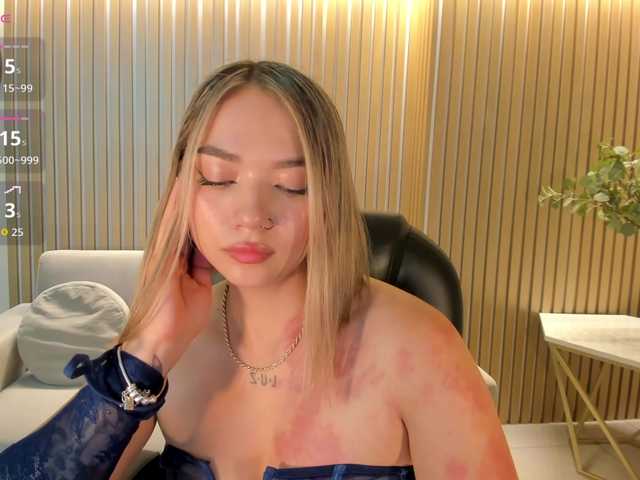 HaleyGreen's BongaCams show and profile