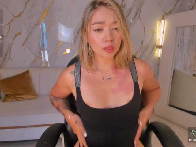 HaleyGreen's BongaCams show and profile