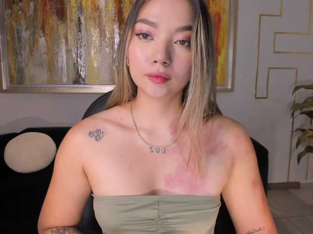 HaleyGreen's BongaCams show and profile