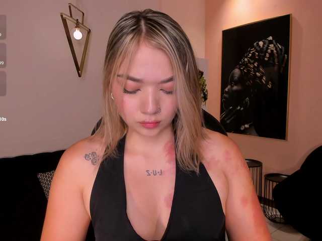 HaleyGreen's BongaCams show and profile