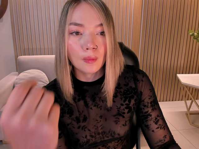 HaleyGreen's BongaCams show and profile