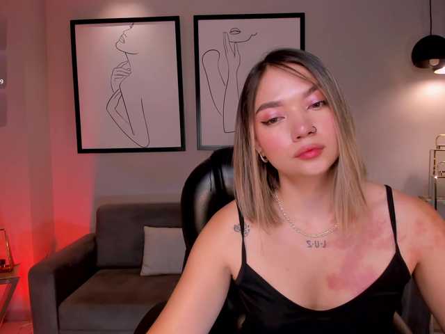 HaleyGreen's BongaCams show and profile