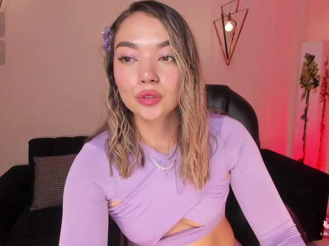 HaleyGreen's BongaCams show and profile