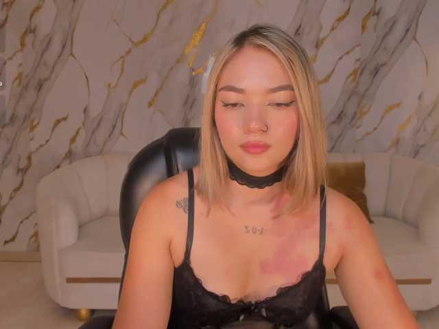 HaleyGreen's BongaCams show and profile