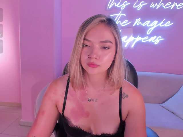 HaleyGreen's BongaCams show and profile