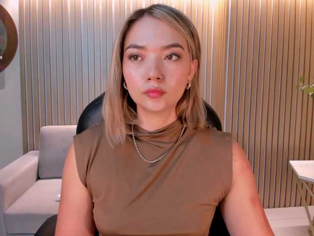 HaleyGreen's BongaCams show and profile