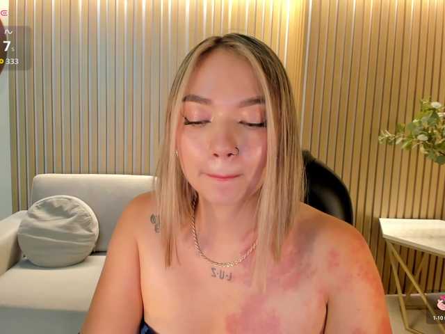 HaleyGreen's BongaCams show and profile