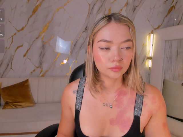 HaleyGreen's BongaCams show and profile