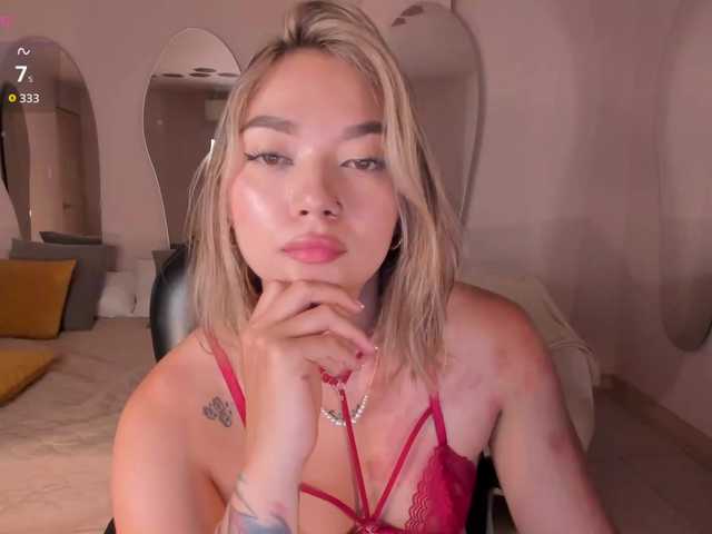 HaleyGreen's BongaCams show and profile