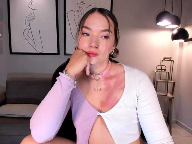 HaleyGreen's BongaCams show and profile