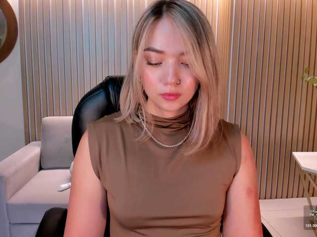 HaleyGreen's BongaCams show and profile