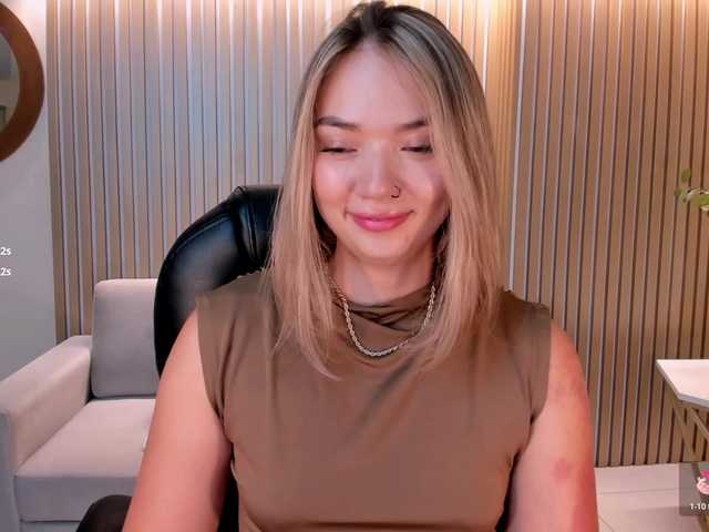 HaleyGreen's BongaCams show and profile