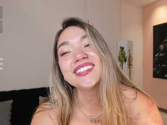 HaleyGreen's BongaCams show and profile