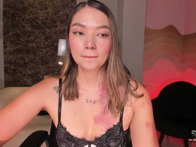 HaleyGreen's BongaCams show and profile