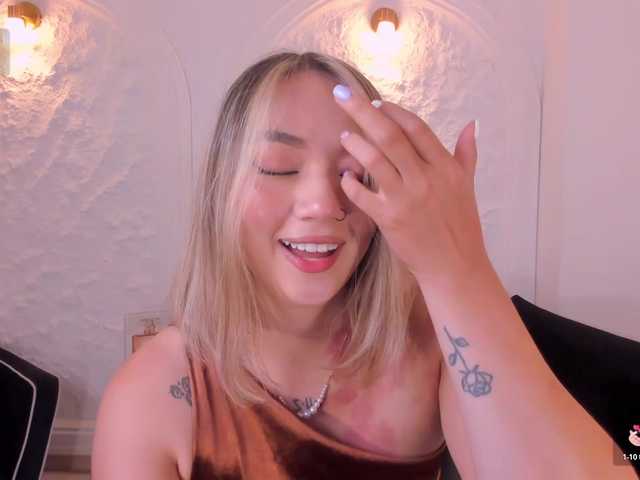 HaleyGreen live cam profile