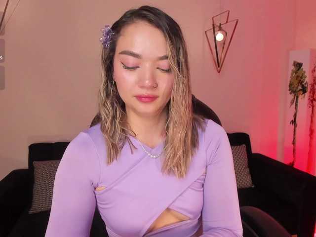 HaleyGreen's BongaCams show and profile