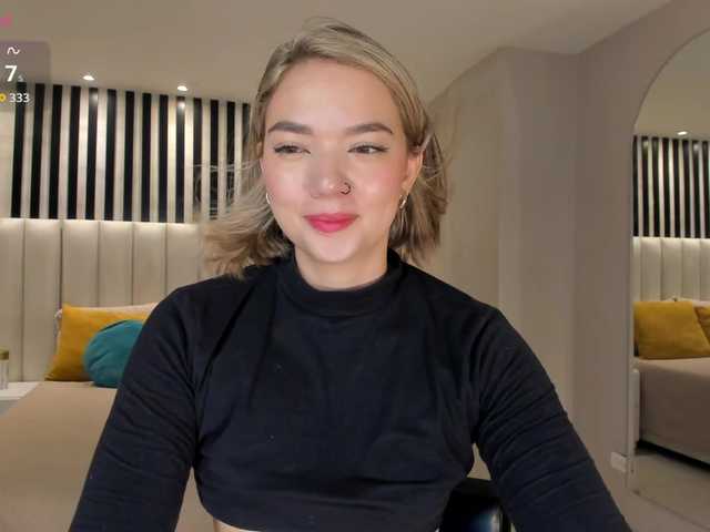 HaleyGreen's BongaCams show and profile