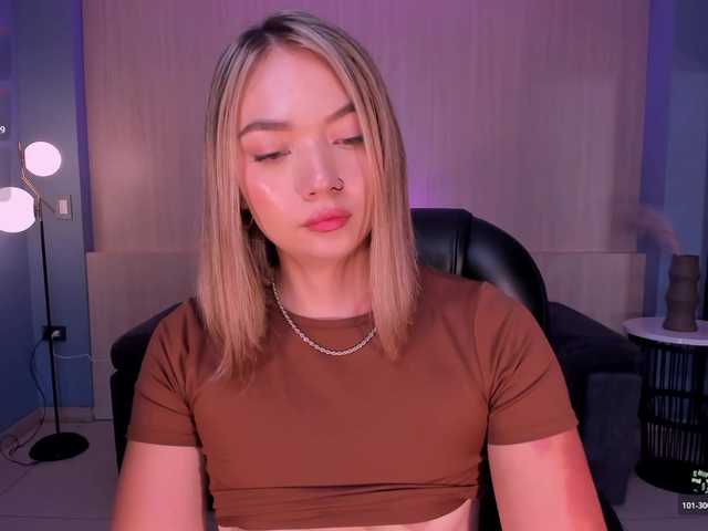 HaleyGreen's BongaCams show and profile